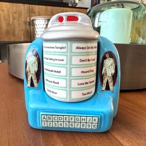 Vintage Elvis Ceramic Jukebox Salt & Pepper Shaker Set